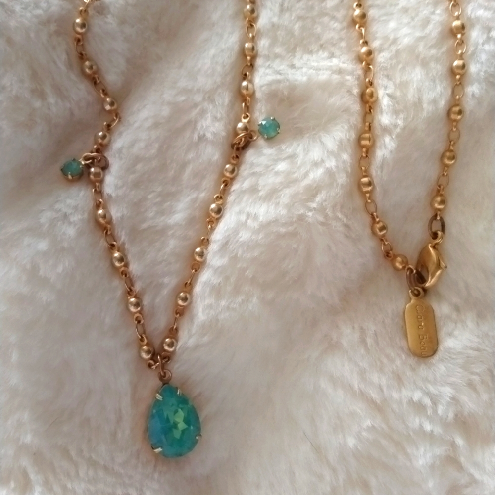 CLARA BEAU Aqua Crystal Necklace 🩵